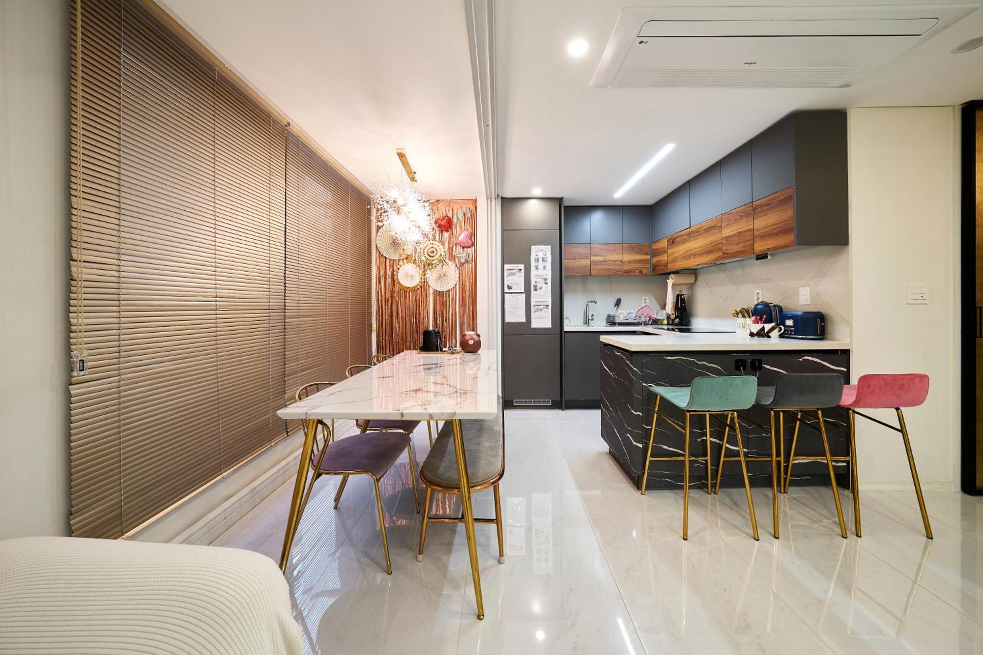 Zizel Seocho Seoul