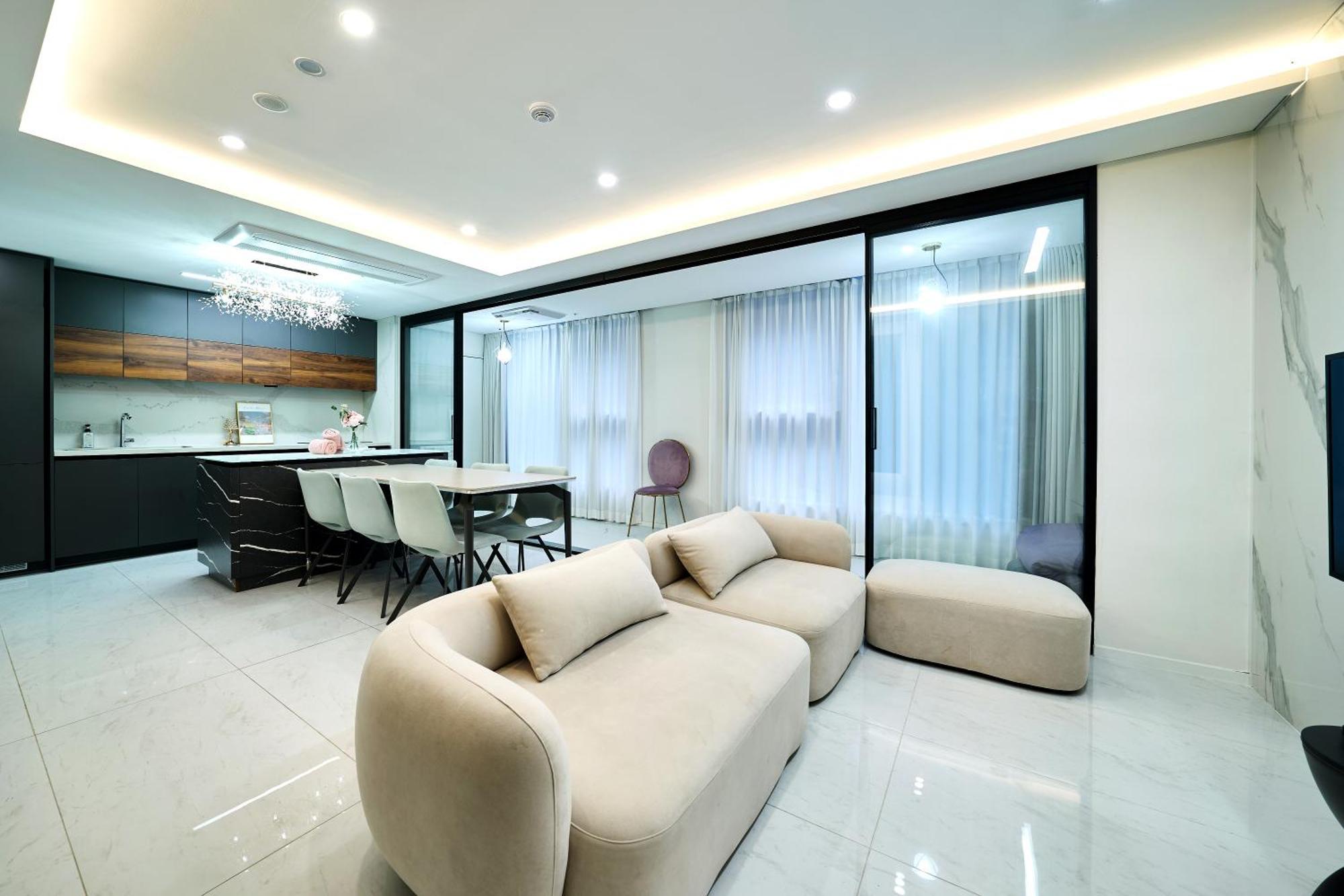 Zizel Seocho Seoul