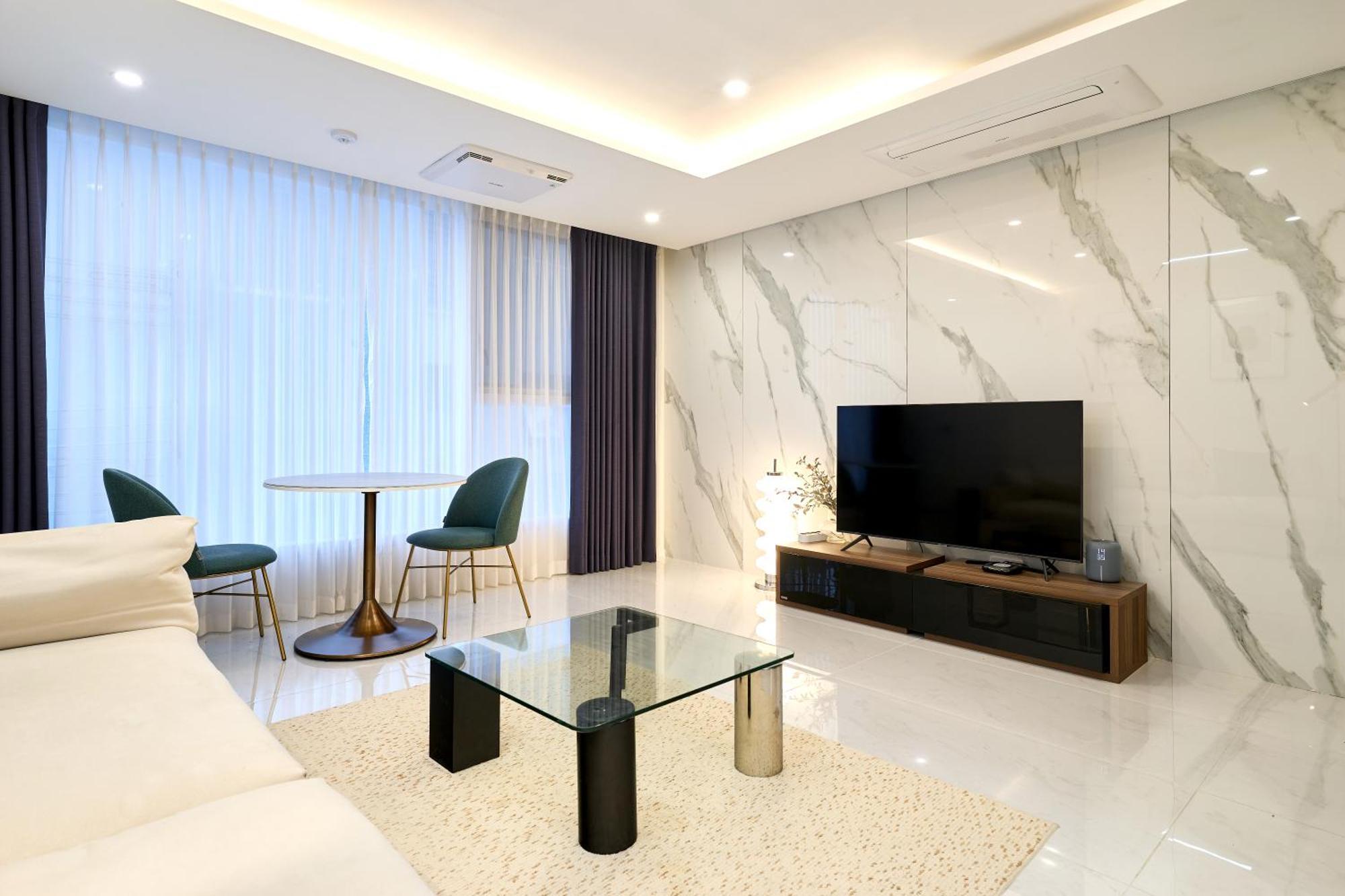 Aparthotel Zizel Seocho *