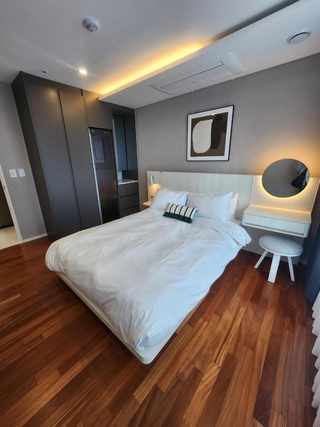 Zizel Seocho Aparthotel *